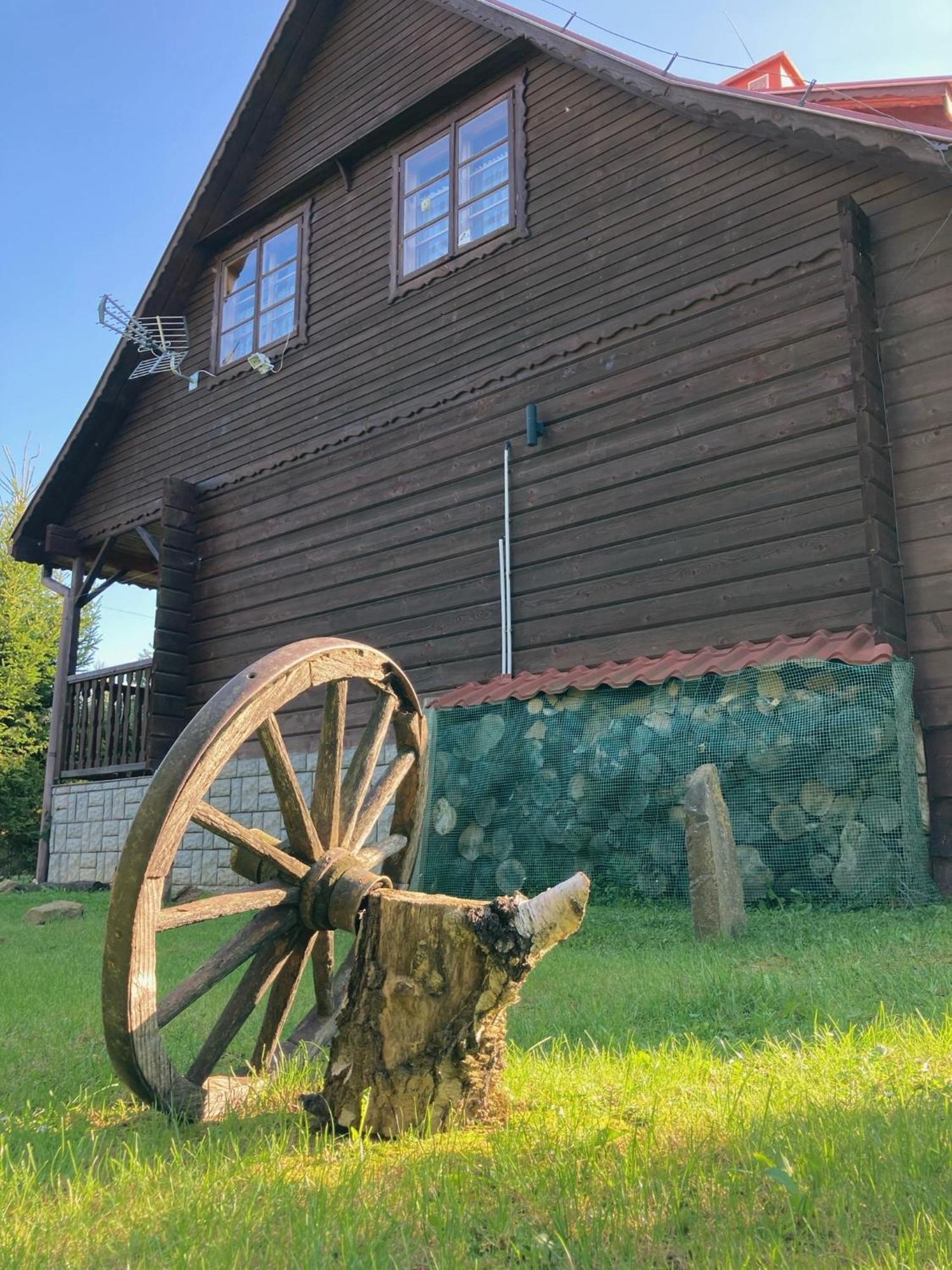 Urocza Chata Z Sauna W Bieszczadzkim Parku Krajobrazowym Bukowiec  Bagian luar foto